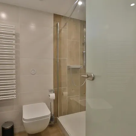 Strandkoje No 6 Apartament *